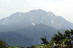 �}�ܓ��`�S���̒r�`��̏����`�z���x | �z��O�R�c��